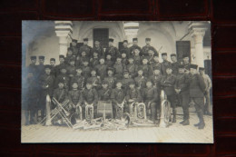 MILITARIA - TUNIS : Carte Photo Du Régiment Du 4ème ZOUAVE - Regimente