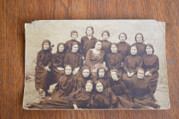 F2009 Photo Romania Group Of Students School Girls Scoala Eleve 1900-1920 - Photographie