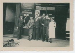 Photo Groupe Devant Restaurant Maudeux à Limoges En 1941,format 9/6 - Anonieme Personen