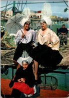 PAYS DE LOIRE. -  Sables D'Olonne. Costumes Sablais  En Famille. 1968 - Personen