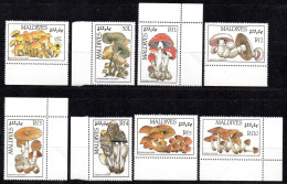 MALDIVES 1986 - 8v - MNH - Mushroom Mushrooms Champignons Pilze Hongos Funghi Cogumelos - Complete Set - Hongos