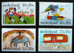 (dcth-326)   The Netherlands  -  Pays-Bas  -  Nederland    Mi Nr.  1088-91   MNH - Nuevos