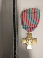 MEDAILLE CROIX DU COMBATTANT REPUBLIQUE FRANCAISE POINCON BR - Altri & Non Classificati