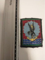 Ecusson Tissu 11ème Division Parachutiste - Escudos En Tela