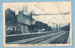 BA0097  CPA  STE-GENEVIEVE-des-BOIS  -  PERRAY  (Seine Et Oise)  La Gare  ++++++ - Sainte Genevieve Des Bois