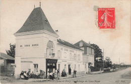 SAINT PRIX Auberge Du Gros Noyer - Saint-Prix