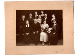 Photographie VAUGUIER à PARIS .  Belle Photo De Mariage En 1928 . - Personas Anónimos