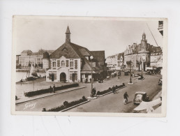 Trouville La Reine Des Plages : La Poissonnerie Et Le QuaiMoureaux (cp Vierge N°205) - Trouville