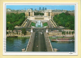 PARIS : Le Pont D'Iéna Et Les Jardins Du Trocadéro (voir Scan Recto/verso) - Bridges