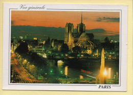 PARIS La Nuit : Vue Générale Sur L'ile De La Cité / Cathédrale Notre-Dame (2 Scans) - París La Noche