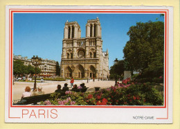 PARIS (04) La Cathédrale Notre-Dame / Fleurs (animée) (voir Scan Recto/verso) - Arrondissement: 04
