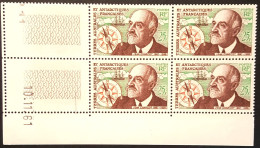 Timbre TAAF BLOC DE 4 Coin Daté, 25ème Anniversaire De La Disparition Du Commandant Charcot, N° 19, Sans Charnière, - Unused Stamps