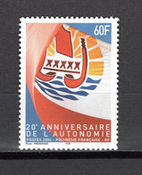 POLYNESIE  N°  722   NEUF SANS CHARNIERE COTE 6.10€    AUTONOMIE - Unused Stamps