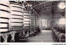AAJP8-16-0718 - COGNAC - Intérieur De Chai - Cognac