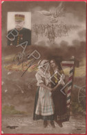 Deux Jeunes Femmes à La Frontière - En Encadré Portrait D'un Militaire (Circulé En 1915) - Patriottisch