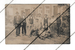 Photo Carte - Groupe D'hommes, De Travailleurs,... - BERGILERS ( Sous Réserve )  A SITUER  ( B373) - Oreye