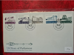 2 FDC 2004 NEW ZEALAND 150 YERS OF PARLIAMENT SOUS BLISTER - Lettres & Documents