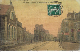 18 - VIERZON - T.Belle Vue Animée De La Rue De La République Et Victor Hugo ( Carte Aspect Tissé ) - Vierzon