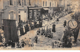 Procession à LA FLECHE - état - La Fleche