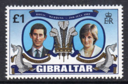 GIBRALTAR - 1981 ROYAL WEDDING £1 STAMP FINE MNH ** SG 450 - Gibilterra