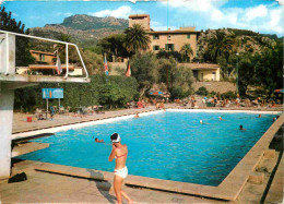 Espagne - Espana - Islas Baleares - Mallorca - Soller - Puerto De Soller - Hostal Es Port - Piscine - Femme En Maillot D - Mallorca