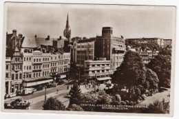 AK 214111 ENGLAND - Bournemouth - Central Gardens & Shopping Centre - Bournemouth (tot 1972)