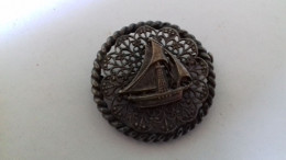 B17 /  BROCHE BATEAU  METAL ANCIENNE - Brochen