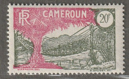 CAMEROUN - N°132 ** (1925-27) 20fr Olive Et Rose - Neufs