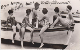 En Vacances Beau Temps  Belle Mer ! Belles Filles Aussi !.. - Pin-Ups