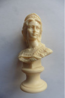 Buste Statuette Impératrice Elisabeth D'Autriche Sissi Kaiserin Elisabeth Von Österrreich Sisi Empress Elizabeth Austria - Otros & Sin Clasificación