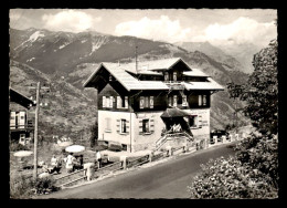 73 - LES ECHELLES - TERRASSE DE L'HOTEL DU CENTRE ET LA COMMANDERIE - Les Echelles