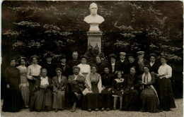 Bad Wörishofen/Bayern/Schwaben/Unterallgäu - Gruppenfoto Vor Kneippdenkmal - Bad Wörishofen