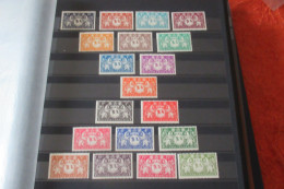 Guyane 1945 Série De Londres    Cat Yt N° 182 à 200    19 Valeurs   N** MNH - Unused Stamps
