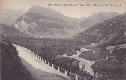 0-73054 01 14 - ROUTE DE BOURG SAINT MAURICE ET MASSIF DU  PETIT ST BERNARD - Bourg Saint Maurice