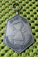 Medaile :  9e. Eenhoorn Fietstocht , 28-mei 1987 ( Dr)  -  Original Foto  !!  Medallion  Dutch - Andere & Zonder Classificatie