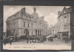 22 - LANNION - L' Hôtel De Ville - Lannion