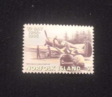 O) 1995 NORFOLK ISLAND, VP DAY,  FIGHTER PLANE EN ROUTE TO PACIFIC WAR, MNH - Norfolk Island