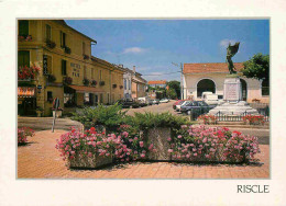 32 - Riscle - La Place - Monument Aux Morts - Hotel De La Paix - Fleurs - Automobiles - CPM - Carte Neuve - Voir Scans R - Riscle