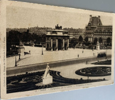 75 Paris 1932 Vue Sur Le Louvre Caroussel Bus Statues Jardin -cpa Bhv Envoie Commande -ed Leconte 17 - Louvre