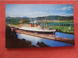 Cunard Line  Panama Canal.   Ref 6389 - Panama