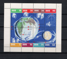 DDR 1962 Space, Sovjet Space Flights Sheetlet No Perforation On Right Side MNH - Europe