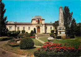 32 - Mirande - Hotel De Ville - Monument Aux Morts - CPM - Voir Scans Recto-Verso - Mirande