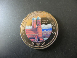 Uganda 1000 Shillings 1994 - Famous Places Of The World Germany Munich München - Oeganda