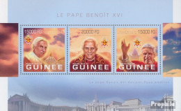 Guinea 9942-9944 Kleinbogen (kompl. Ausgabe) Postfrisch 2013 Papst Benedikt XVI - Guinée (1958-...)