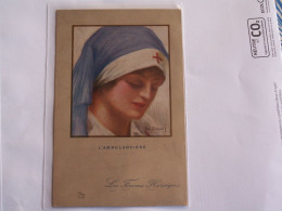 CPA   GUERRE  //    LES  FEMMES  HEROIQUES  -  AMBULANCIERE  Par  DUPUY  -- 1928 - Collections & Lots