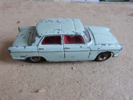 DINKY TOYS FRANCE - MECCANO - PEUGEOT 404 - 553 - Dinky