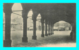 A724 / 019 IEPER Ypres Sous Les Arcades De Nieuwerck - Ieper