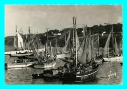 A759 / 367 29 - DOUARNENEZ Sardiniers Au Port ( Bateau ) - Douarnenez