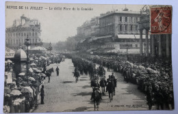 CPA BORDEAUX 1919 - REVUE 14 JUILLET - DEFILE PLACE DE LA COMEDIE - A. ESQUIRO - Radigalès Rue Montfaucon - Guerres - Autres