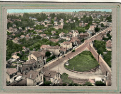 CPSM Dentellée (93) NOISY-le-GRAND - En Avion Au-dessus (aérienne) Du Bourg En 1960 - Carte Colorisée - Noisy Le Grand